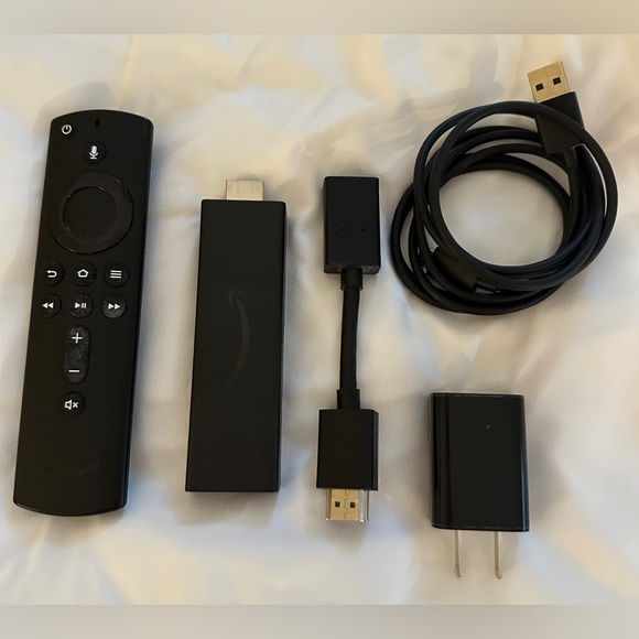 Amazon Fire TV Stick 4K streaming - Picture 2 of 4